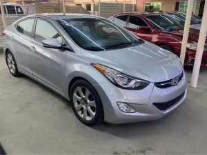 2013 Hyundai Elentra in dubai