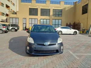 2010 Toyota Prius in dubai