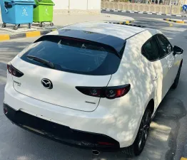 2021 مازدا ٣