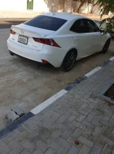 2016 لكزس أي أس-أف