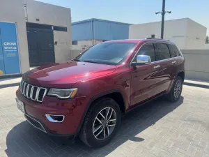 2019 Jeep Grand Cherokee in dubai