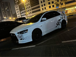 2014 Mitsubishi Lancer in dubai