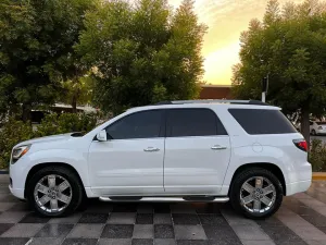 2017 GMC Acadia