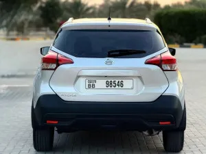 2020 Nissan KICKS