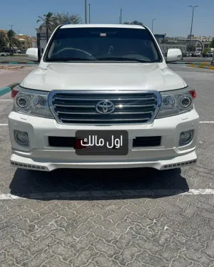 2015 Toyota Land Cruiser in dubai