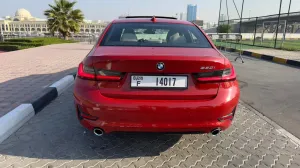 2021 بي أم دابليو الفئة - 3