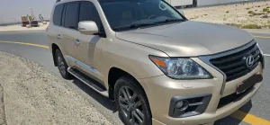 2013 Lexus LX 570 in dubai
