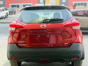 2019 Nissan KICKS