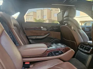 2013 Audi A8