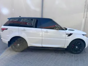 2015 لاند روفر رينج روفر سبورت