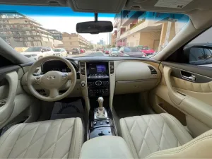 2020 Infiniti QX70