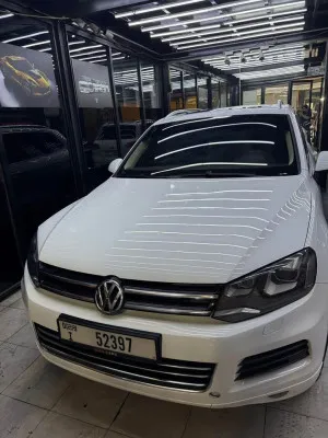 2015 فولجس فاجن طوارق in dubai