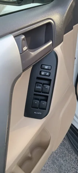 2016 Toyota Prado