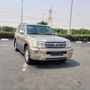 2006 تويوتا لاند كروزر in dubai