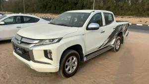 2020 ميتسوبيشي أل٢٠٠ in dubai