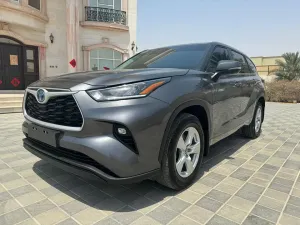 2023 Toyota Highlander in dubai