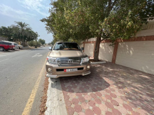 2011 Toyota Land Cruiser