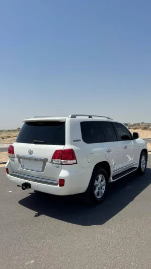 2011 Toyota Land Cruiser