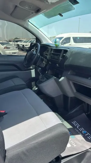 2018 بيجو اكسبرت