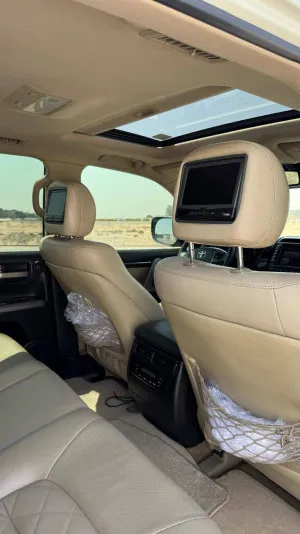 2011 Toyota Land Cruiser
