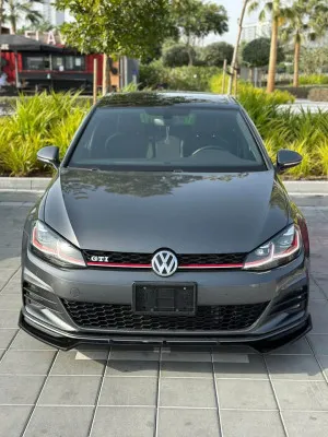 2019 Volkswagen Golf in dubai