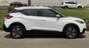 2020 Nissan KICKS