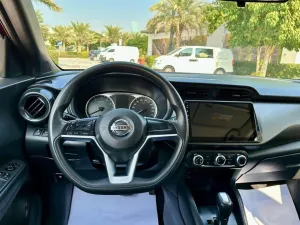 2020 Nissan KICKS