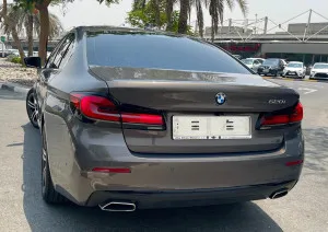 2021 بي أم دابليو الفئة - 5 