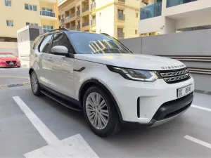 2018 لاند روفر ديسكفري
