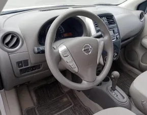 2020 نيسان صني