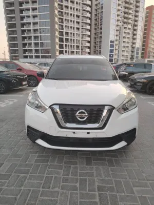 2018 نيسان كيكس in dubai