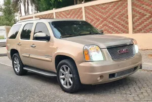 2008 GMC Yukon in dubai