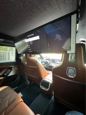 2023 بي أم دابليو i7 - اي ٧