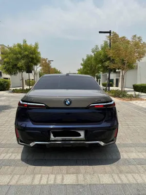 2023 بي أم دابليو i7 - اي ٧