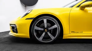 2021 بورش 911 كاريرا