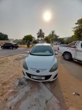 2011 مازدا 2