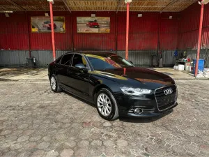 2015 اودي آي ٦ in dubai