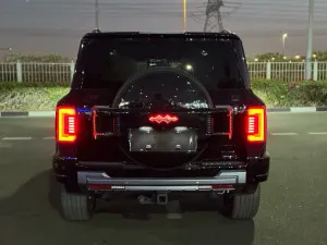 2025 بي واي دي ليوبارد