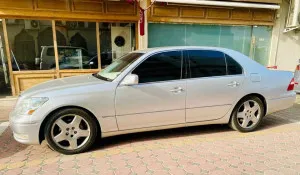 2005 Lexus LS 460