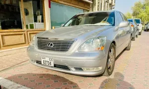 2005 Lexus LS 460