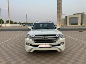 2016 Toyota Land Cruiser