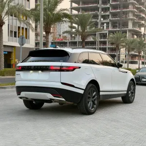 2025 لاند روفر رينج روفر فيلار 