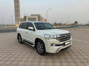 2016 Toyota Land Cruiser