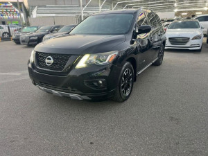 2019 Nissan Pathfinder in dubai