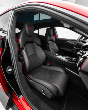 2025 Ferrari Purosangue