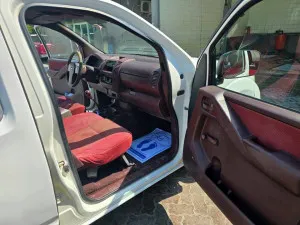 2010 Nissan Navara