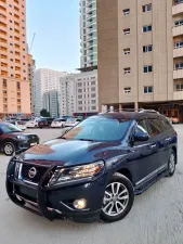 2016 نيسان باثفايندر  in dubai