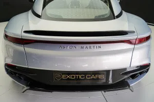 2019 Aston Martin DBS