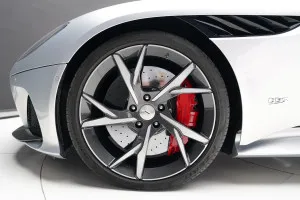 2019 Aston Martin DBS
