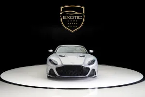 2019 Aston Martin DBS